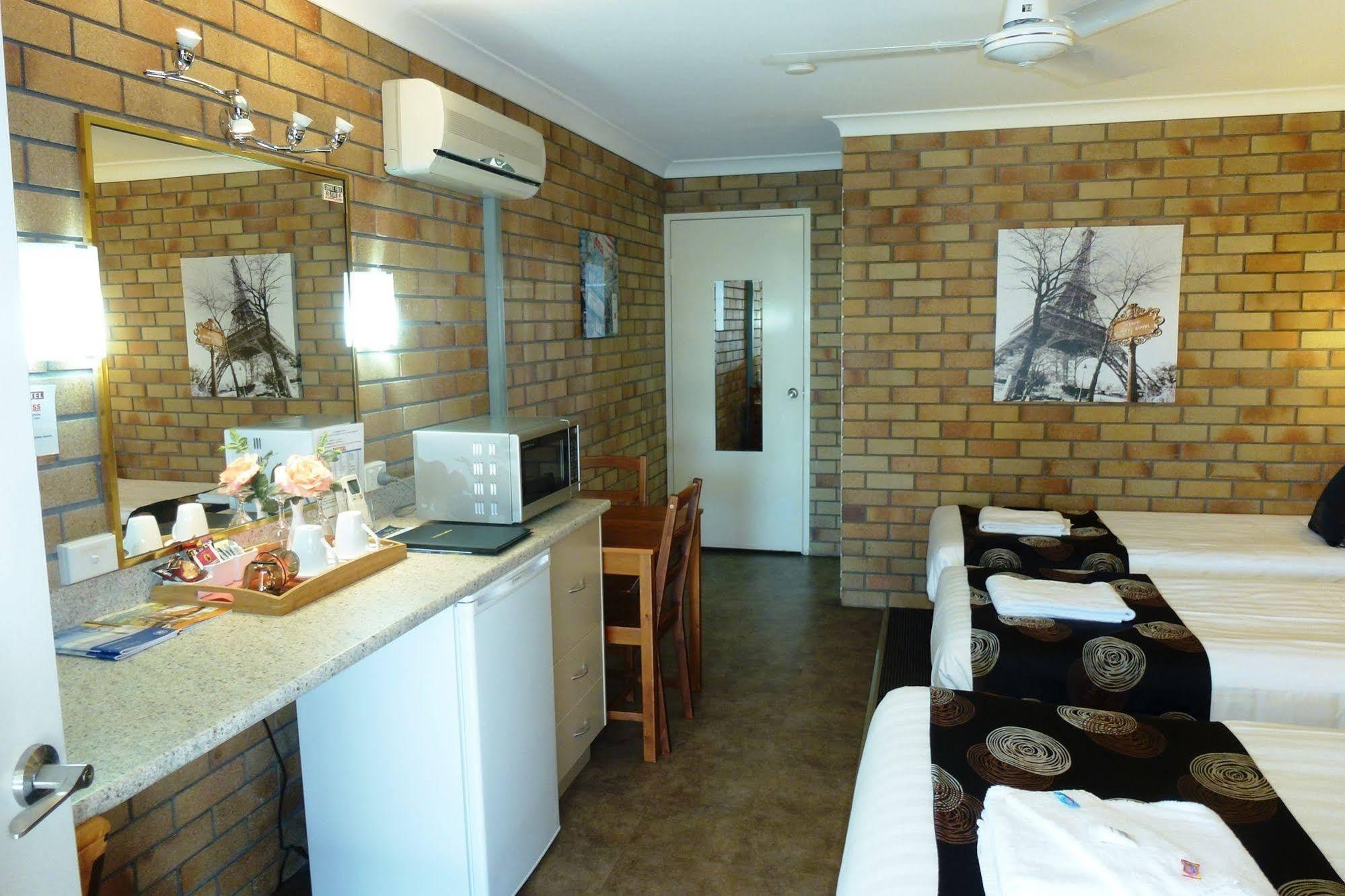 City View Motel Ворік Екстер'єр фото
